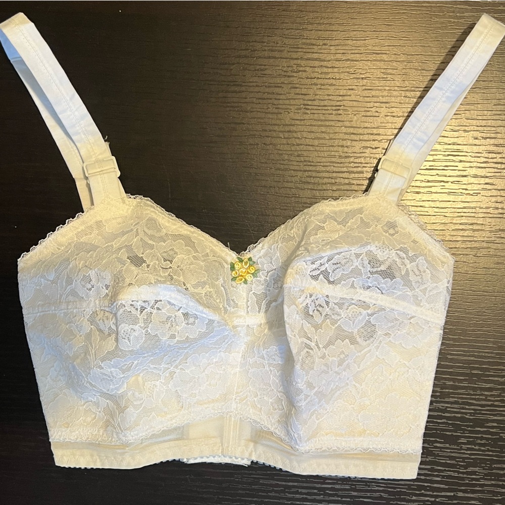 Vintage 50/60s FIGURETTE (Made in USA) Pointy Bullet BRA PIN UP WHITE #526  28FF